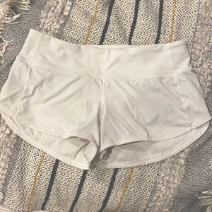 LULULEMON SPEED UP SHORTS